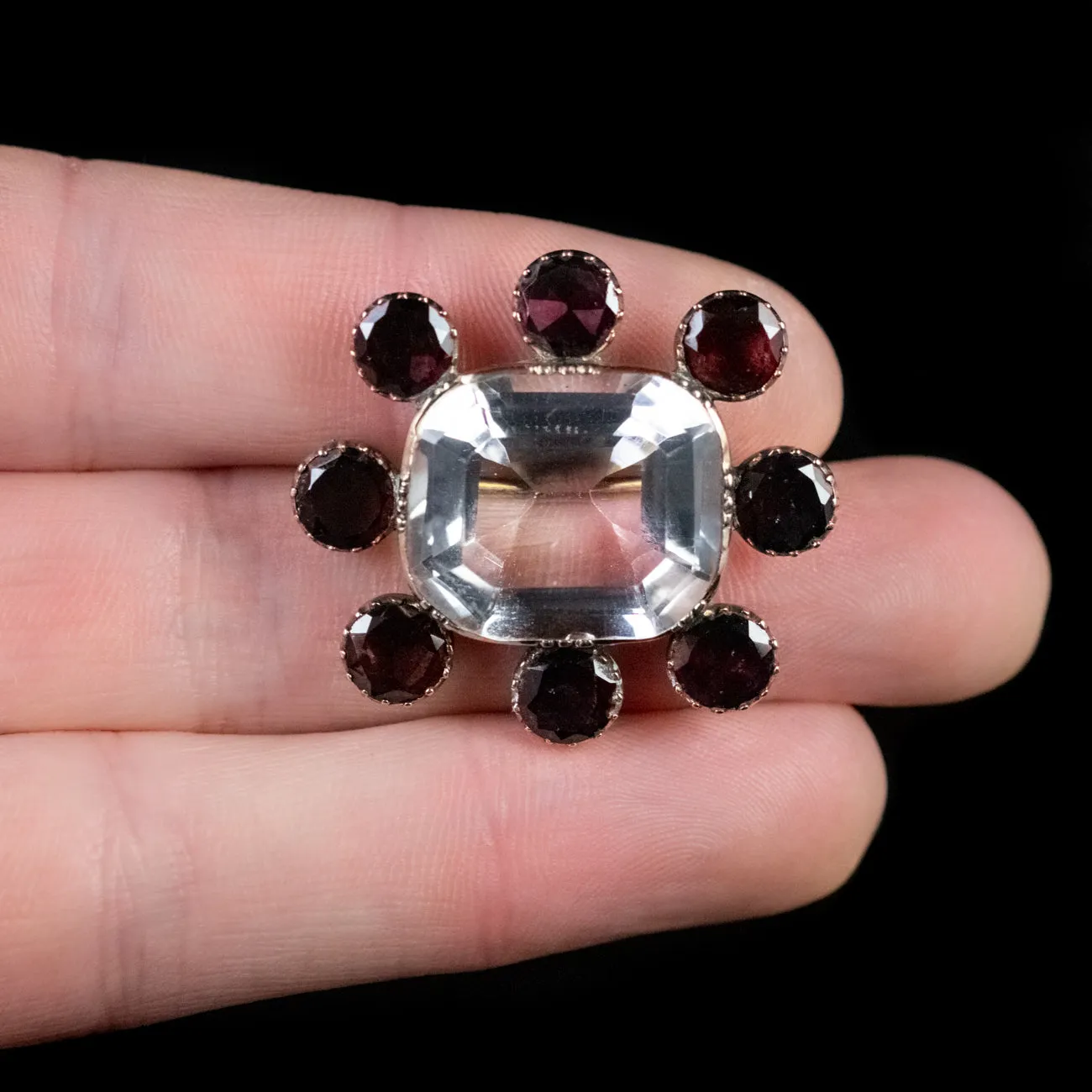 Antique Georgian Crystal Garnet Brooch 18Ct Gold Circa 1830
